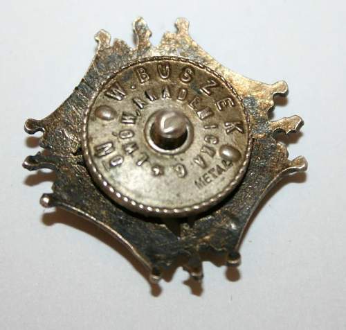 Pre-war Badge thread