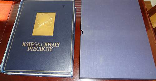 Polish military reference books.