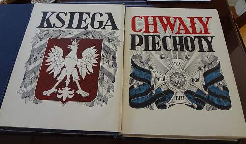 Polish military reference books.