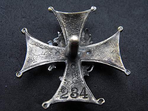 Pre-war Badge thread