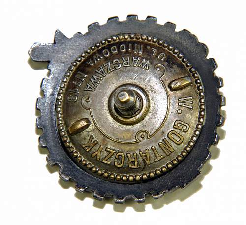 Pre-war Badge thread