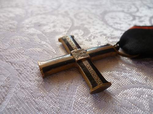 The Cross and Medal of Independence