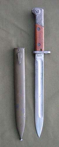 Bayonet and bayonet frog thread!