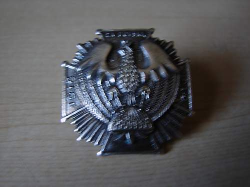 Pre-war Badge thread