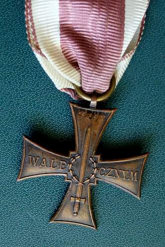 Cross of Valour (Krzy&#380; Walecznych) – Pre-WW2 Types