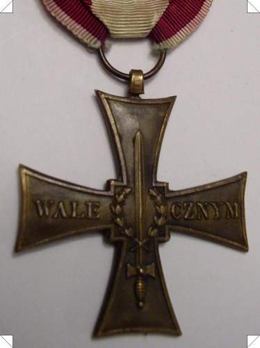 Cross of Valour (Krzyz Walecznych) - Exile Types