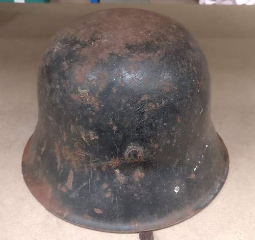 German M42 Helmet with Red &amp; White flash