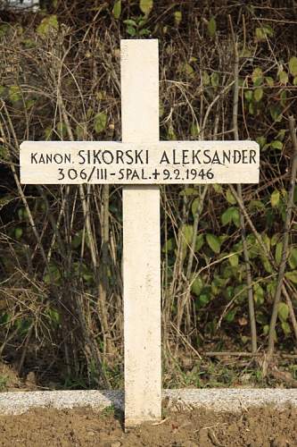 Monte Cassino cross