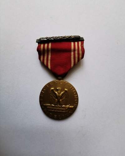 help identification of polish badges