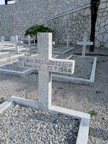 Monte Cassino cross