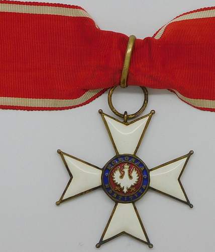 Commander's Cross of Polonia restituta IIRP Original or Fake