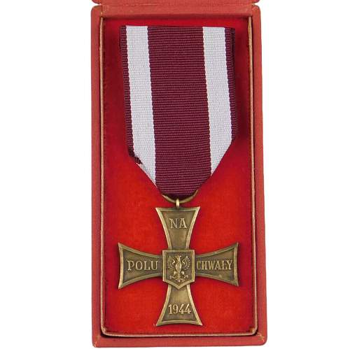 WW2 Polish Cross of Valor 1944 (Krzyz Walecznych) - Real or Fake?