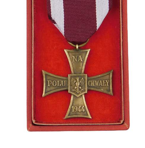 WW2 Polish Cross of Valor 1944 (Krzyz Walecznych) - Real or Fake?