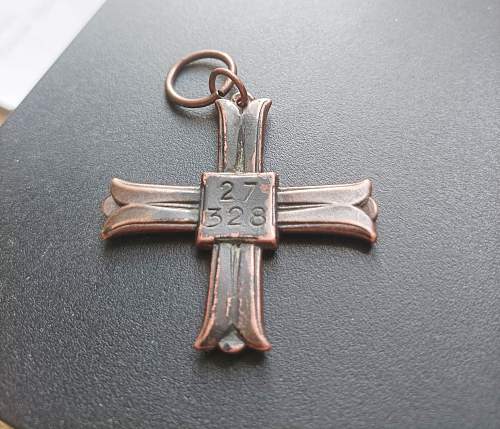 Monte Cassino cross (originality ?)