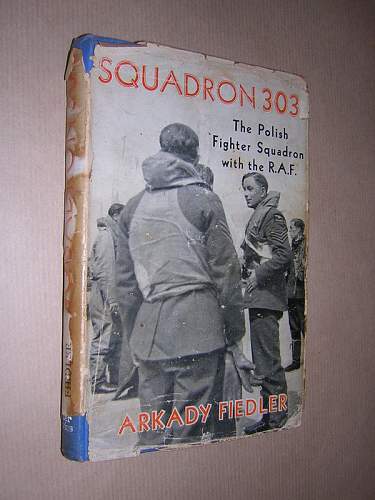 1942. SQUADRON 303.  SIGNED by FLIERS.