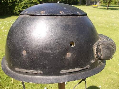 British crash helmet with Polish insignia - opinions needed