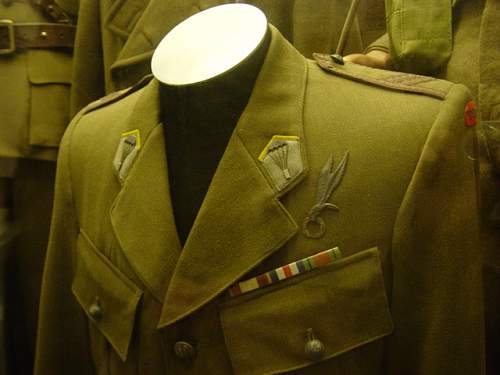 Polish Airborne items from the Hartenstien Airborne Museum