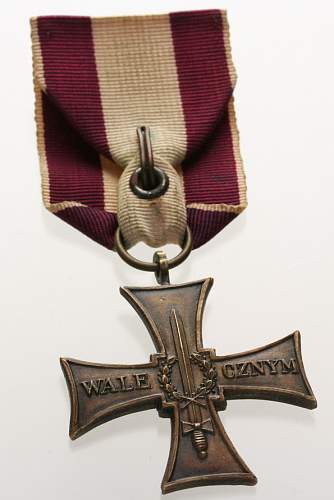 Cross of Valour (Krzyz Walecznych) - Exile Types