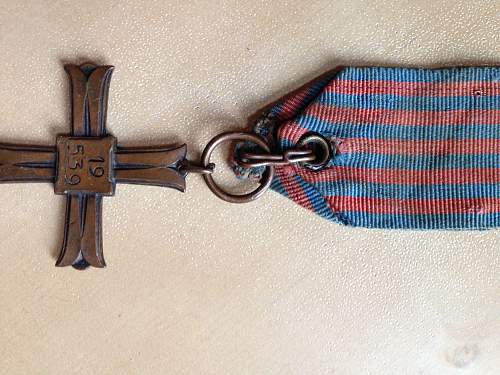 Monte cassino cross - Genuine or not?? help!