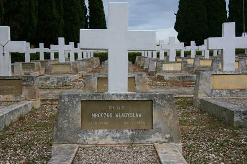 Monte Cassino cross