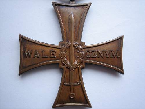 Cross of Valour (Krzyz Walecznych) - Exile Types