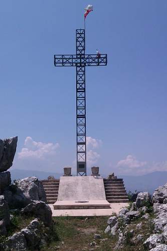 Monte Cassino cross