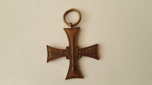 Cross of Valour (Krzyz Walecznych) - Exile Types