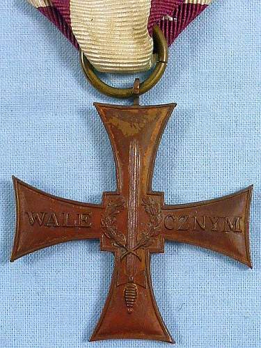 Cross of Valour (Krzyz Walecznych) - Exile Types