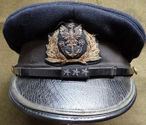 Wanted - Wz.36 Polish Air force officers or Wz.21 Polish Navy officers caps or other officers, especially uniforms items for my original Wz.19 Captains rogatywka in VGC