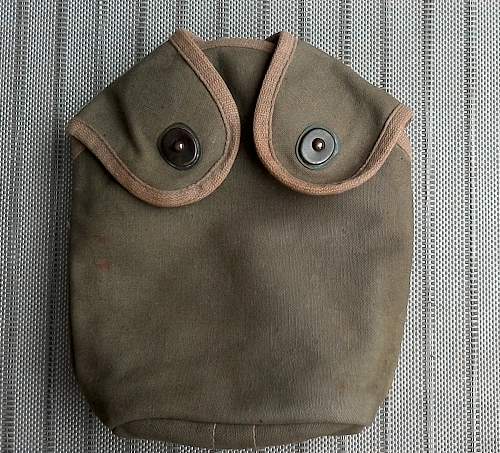 French Army canteen cover model 51 (Housse de gourde modèle 51)