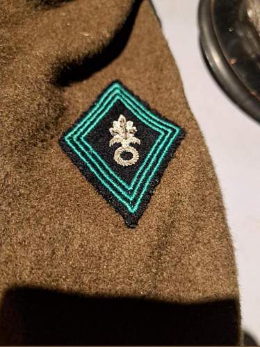 Question about French Foreign Legion greatcoat