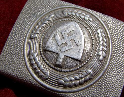 i need help  if this is a real RAD buckle