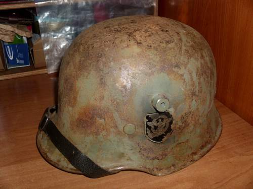 M34 Police helmet - need identification !