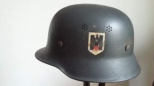 Deutsche Rote Kreuz helmet