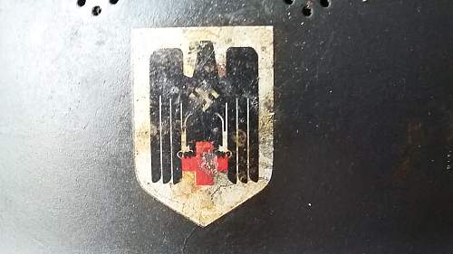 Deutsche Rote Kreuz helmet