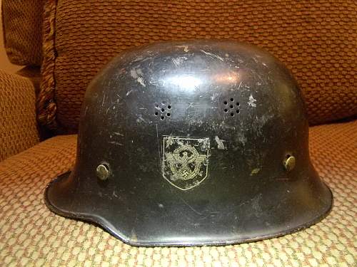 Newbie, Is this helmet Real?