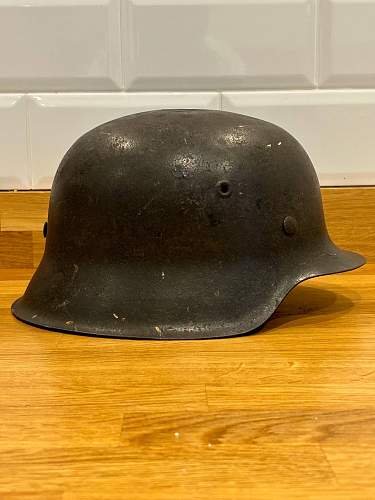 Wehrmacht M40 helmet - unfamiliar Decal
