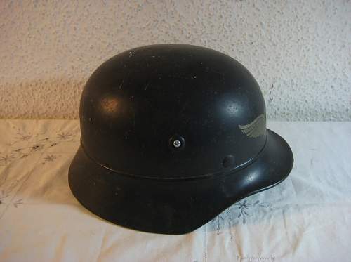 M40 Luftschutz Helmet, original or fake decal?