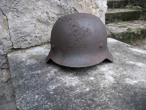 two M42 relic helmets from -NORDLAND's positions