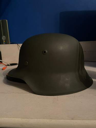 M42 helmet, maker?