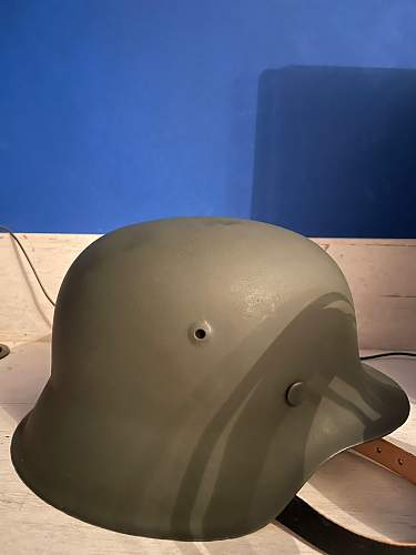 M42 helmet, maker?