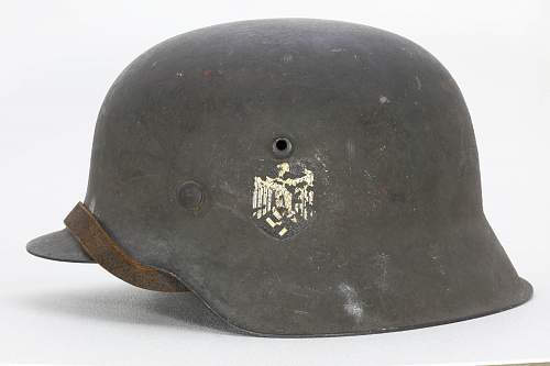 M42 helmet, maker?