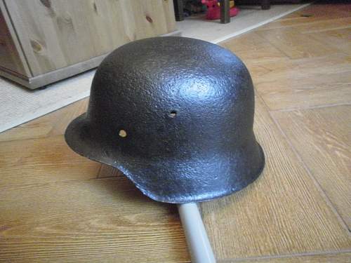 Restoring a M42 helmet