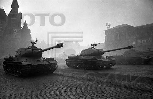 Stalin tanks