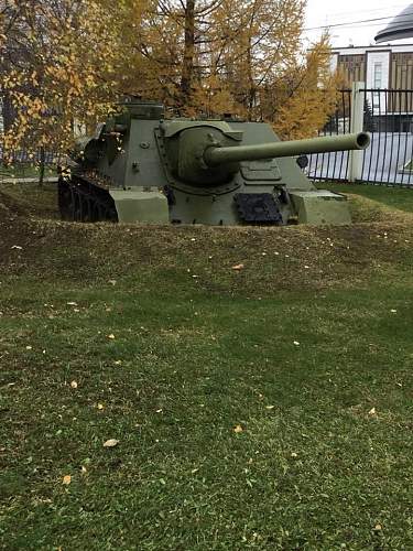 Soviet SU-100 Tank Destroyer