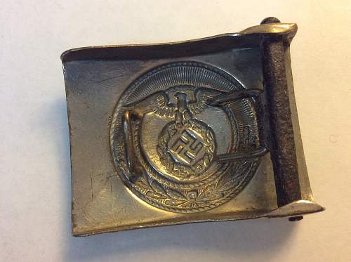 Real belt buckle?