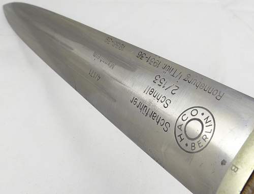 Looking for info related to personalized SA dagger blade...