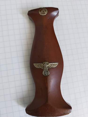 SA dagger handle identification