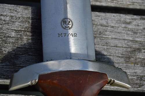 Need Help to authenticate a WKC RZM SA dagger