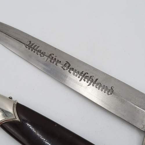 Etched Dedication SA dagger at auction please take a look &amp; advise